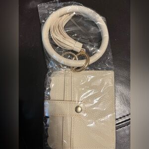 Cream Wristlet Keychain Wallet
